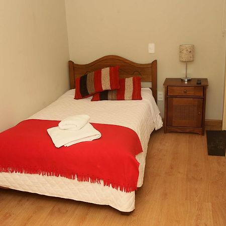 Hostal Y Departamentos Alcala Темуко Екстер'єр фото